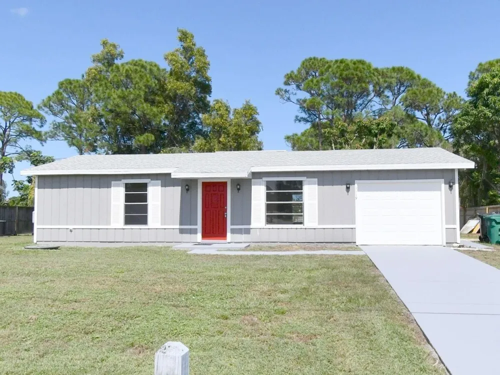 1119 S E O'Donnell Lane Port St. Lucie, FL 34983