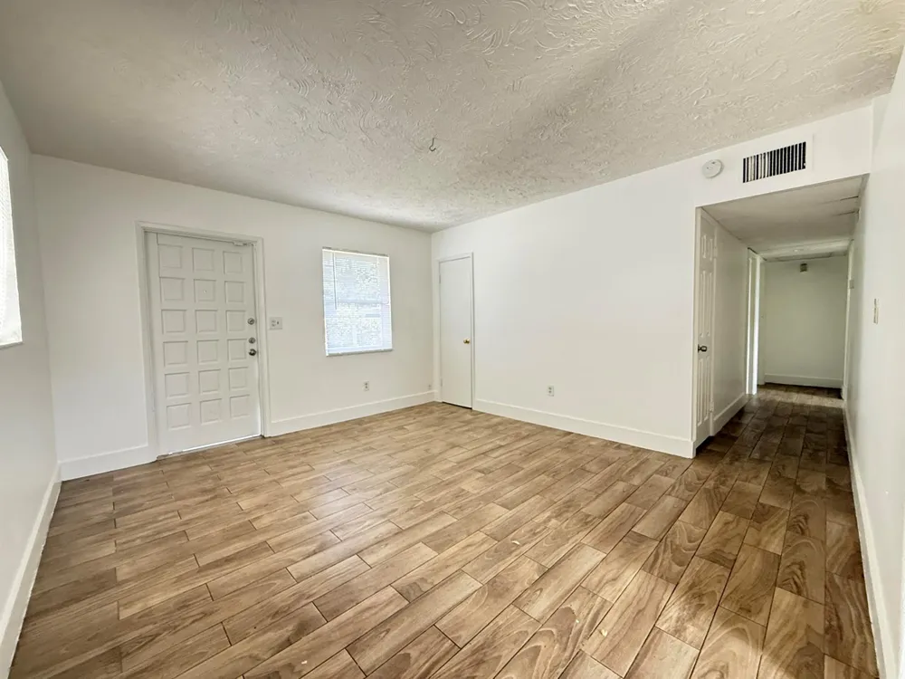 3530 NW 1ST COURT NW Fort Lauderdale, FL 33311