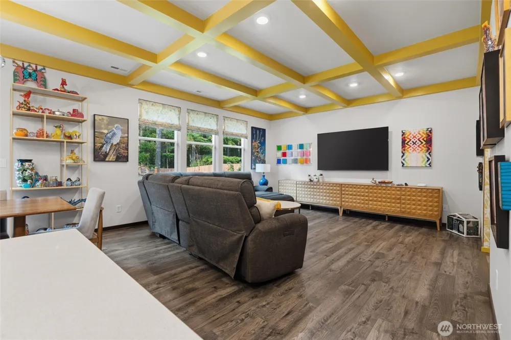 1137 SW Pendleton Way Port Orchard, WA 98367
