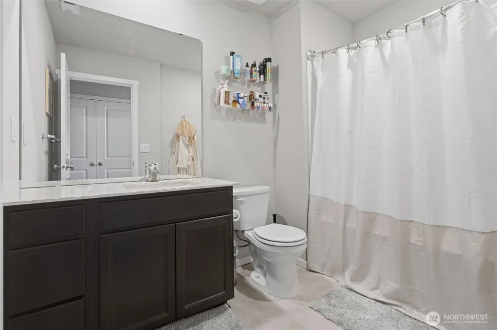1137 SW Pendleton Way Port Orchard, WA 98367