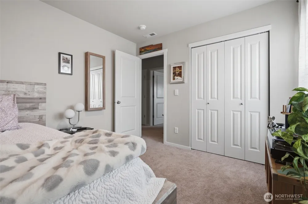 1137 SW Pendleton Way Port Orchard, WA 98367