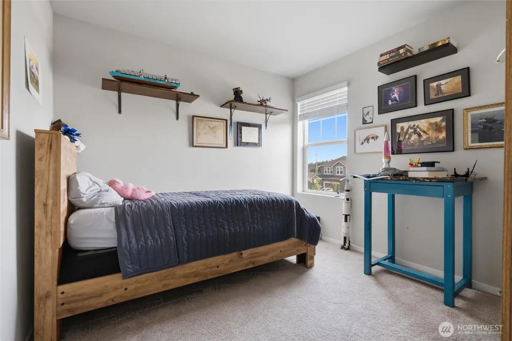 1137 SW Pendleton Way Port Orchard, WA 98367