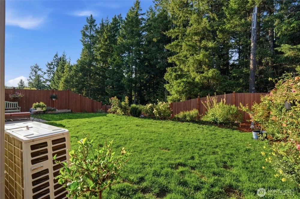 1137 SW Pendleton Way Port Orchard, WA 98367