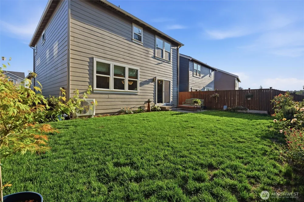 1137 SW Pendleton Way Port Orchard, WA 98367