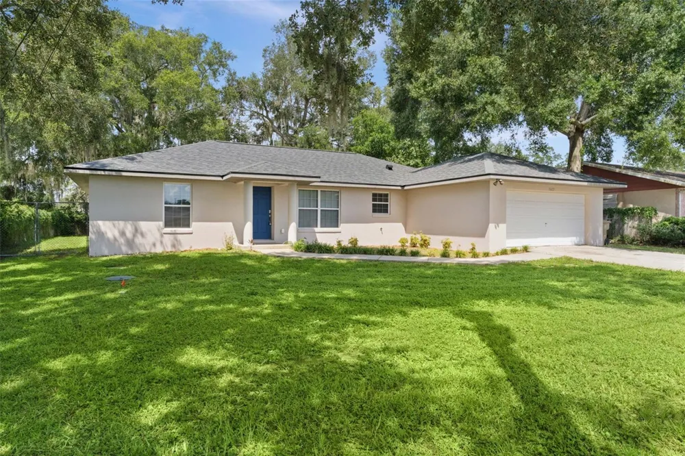 36127 PINE TREE STREET Fruitland Park, FL 34731