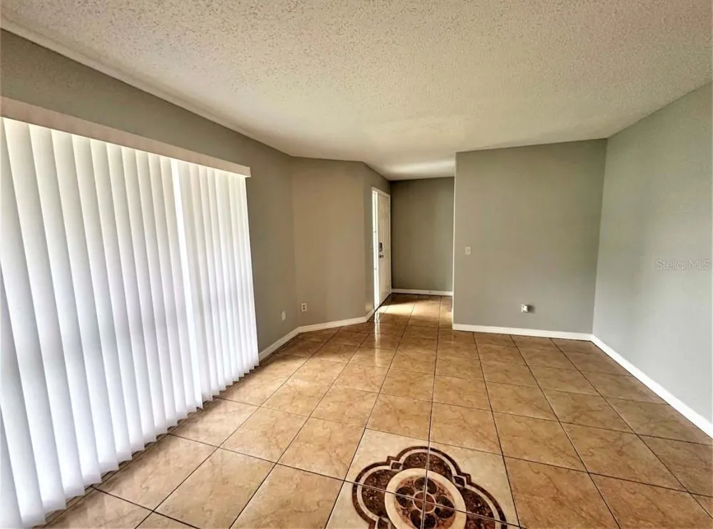 1746 MEREDITH AVENUE Deltona, FL 32738