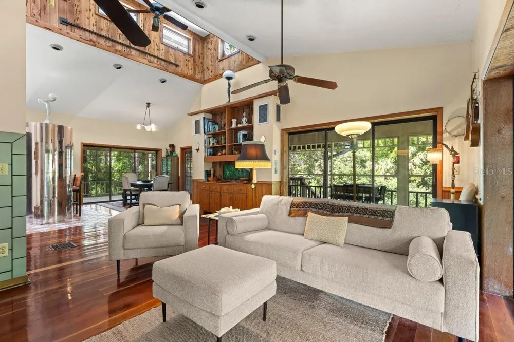 400 PINE BLUFF TRAIL Ormond Beach, FL 32174