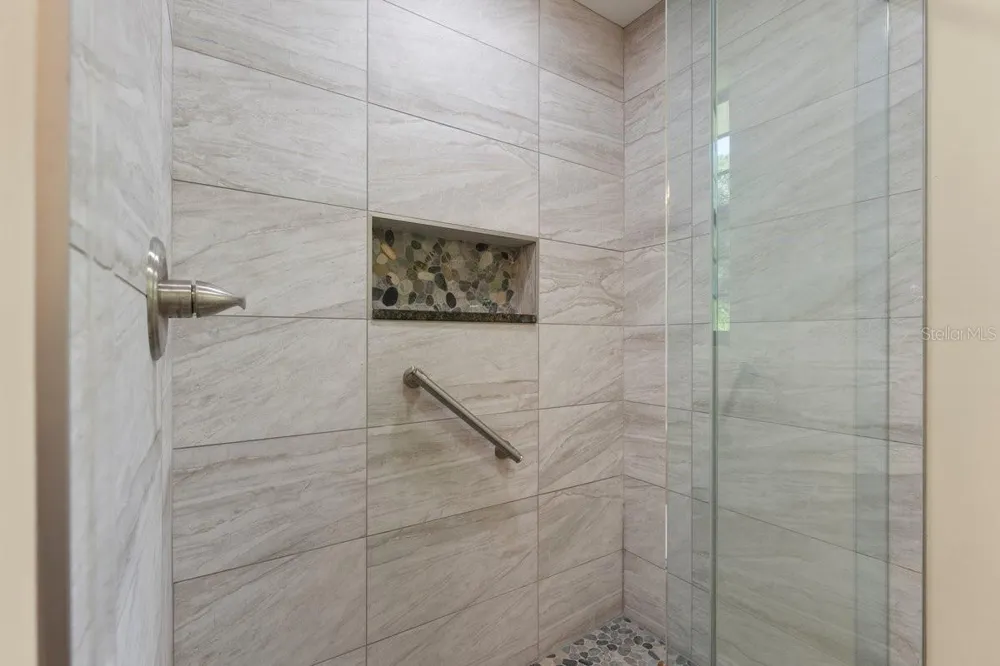 400 PINE BLUFF TRAIL Ormond Beach, FL 32174