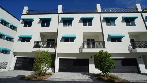 15405 GULF BOULEVARD #B2