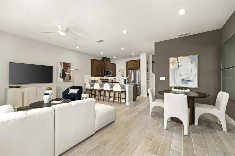 10167 MILESTONE CIRCLE Orlando, FL 32832