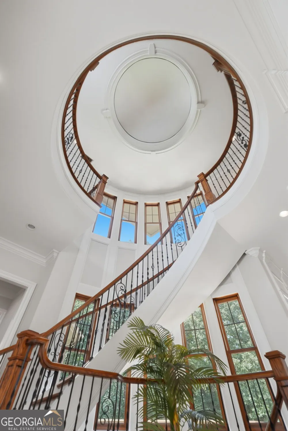 112 Overlook CIR Dawsonville, GA 30534