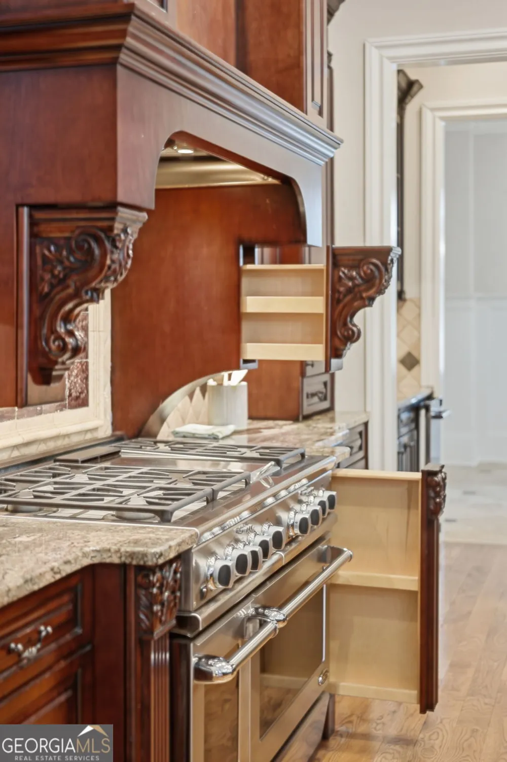 112 Overlook CIR Dawsonville, GA 30534