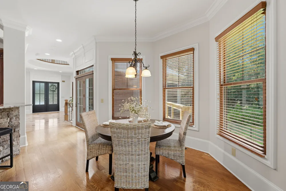 112 Overlook CIR Dawsonville, GA 30534