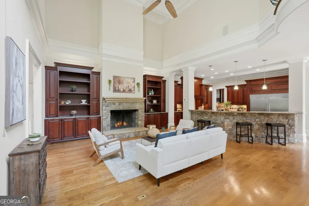 112 Overlook CIR Dawsonville, GA 30534