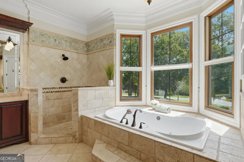 112 Overlook CIR Dawsonville, GA 30534
