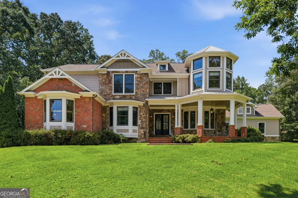 112 Overlook CIR Dawsonville, GA 30534