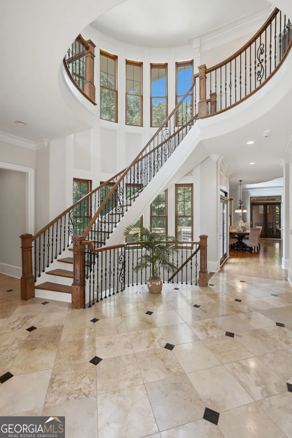 112 Overlook CIR Dawsonville, GA 30534