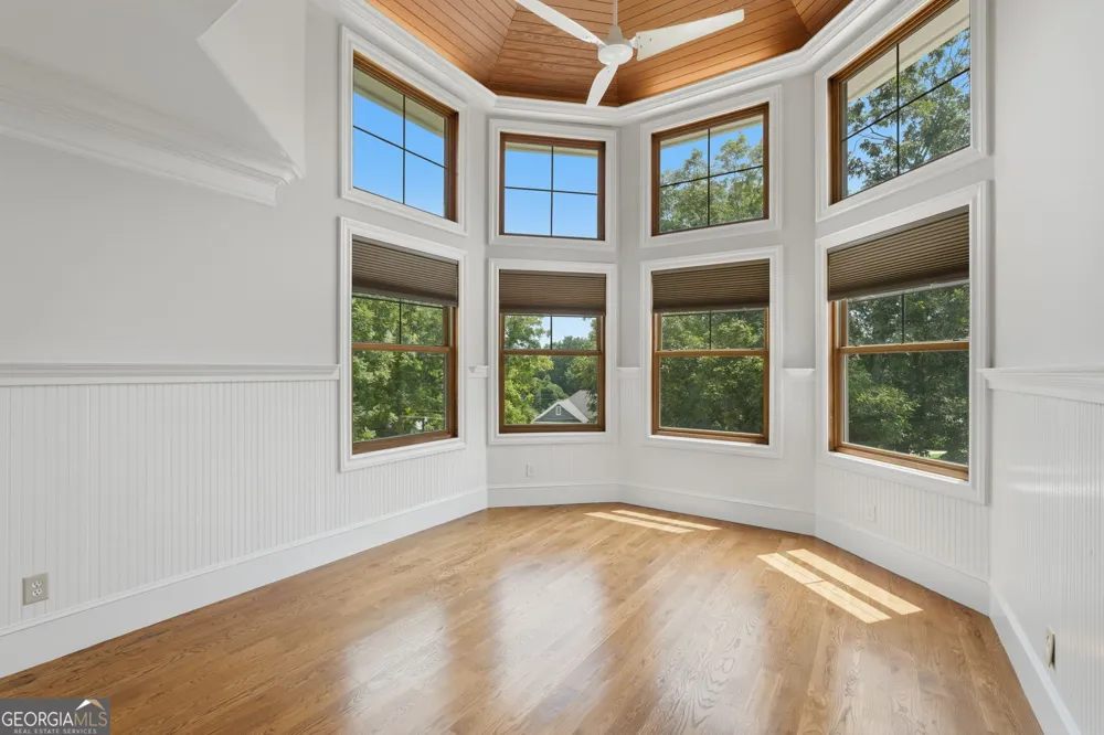 112 Overlook CIR Dawsonville, GA 30534
