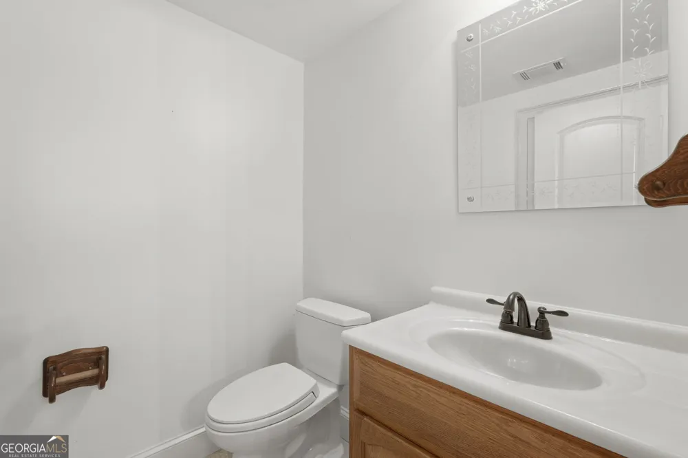 112 Overlook CIR Dawsonville, GA 30534