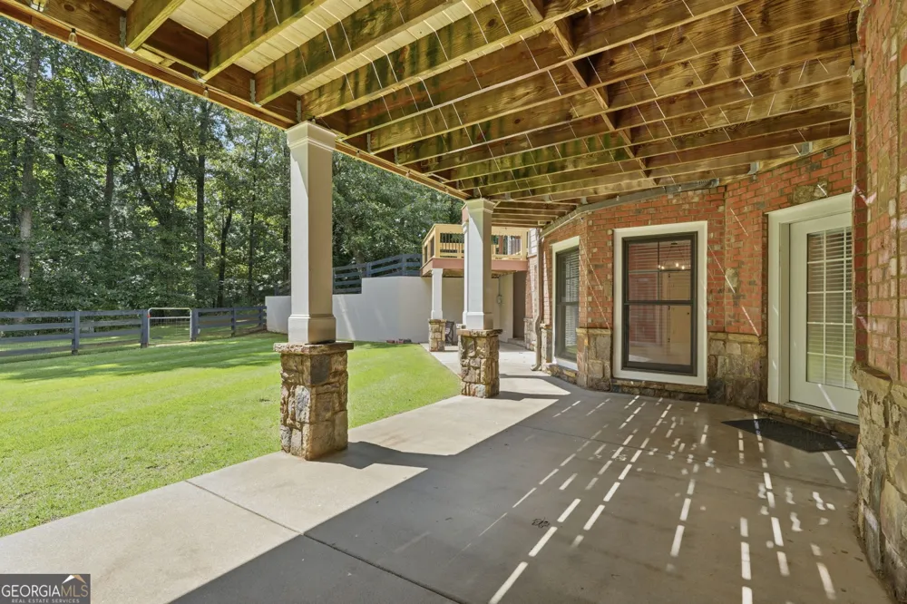 112 Overlook CIR Dawsonville, GA 30534
