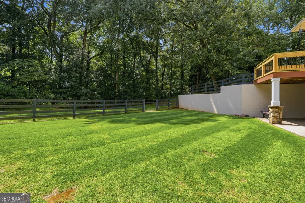 112 Overlook CIR Dawsonville, GA 30534