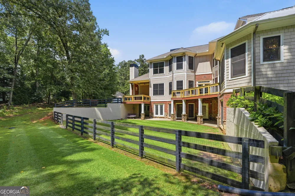 112 Overlook CIR Dawsonville, GA 30534