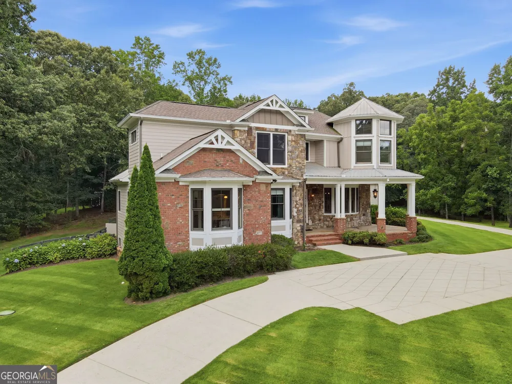112 Overlook CIR Dawsonville, GA 30534
