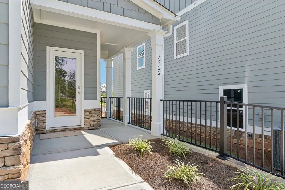 5222 Trace View DR Flowery Branch, GA 30542