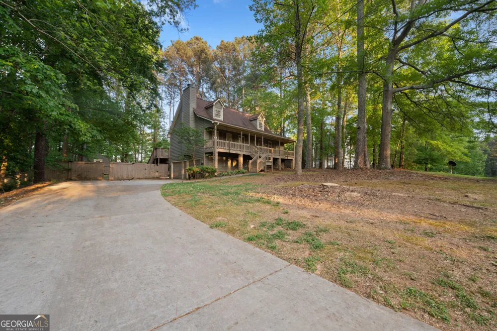 77 Alma DR Dallas, GA 30157