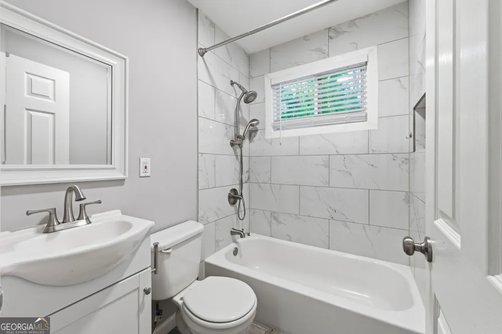77 Alma DR Dallas, GA 30157