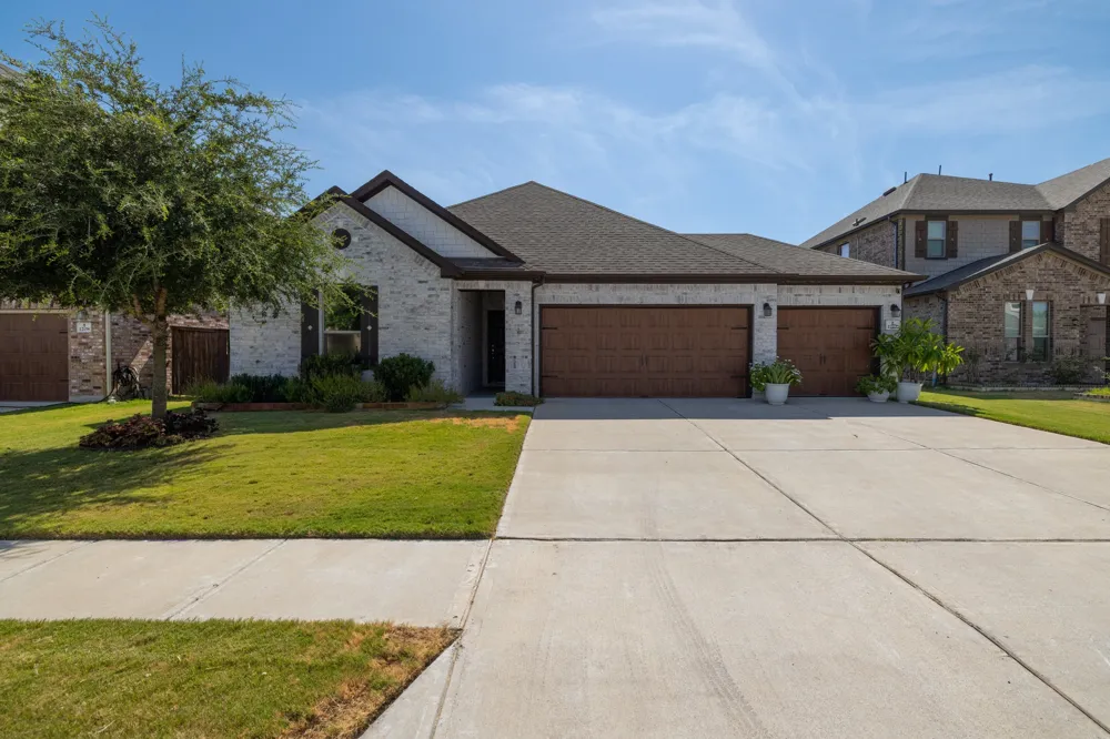 1212 Euless Lane Leander, TX 78641