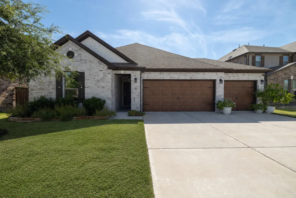 1212 Euless Lane Leander, TX 78641