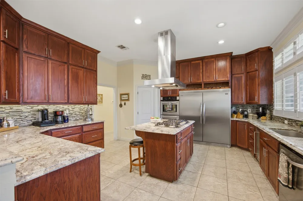 2936 FM 1704 Elgin, TX 78621