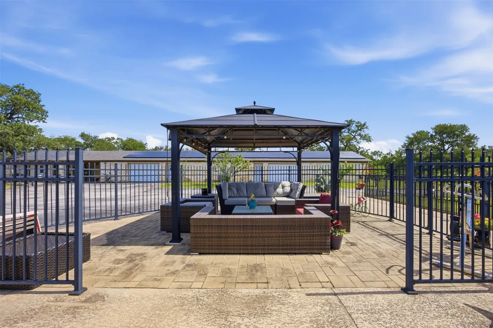2936 FM 1704 Elgin, TX 78621