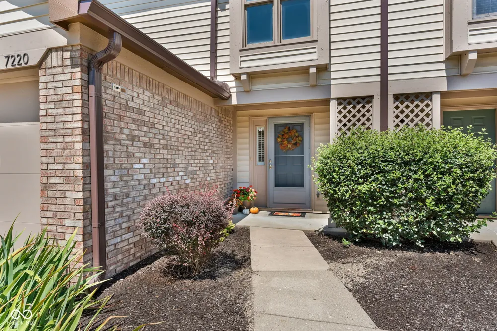 7220 Long Boat Drive Indianapolis, IN 46250