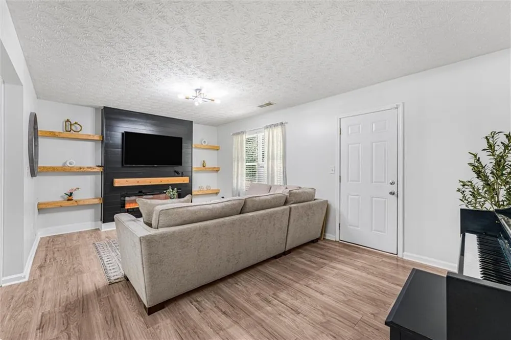 3342 Waldrop Trail Decatur, GA 30034
