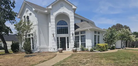 1601 VILLAGE TRAIL