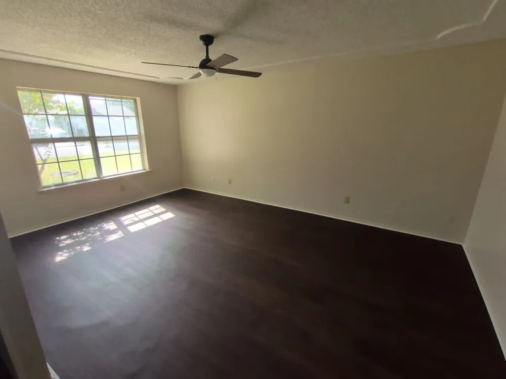 5541 Wood View Street North Richland Hills, TX 76180