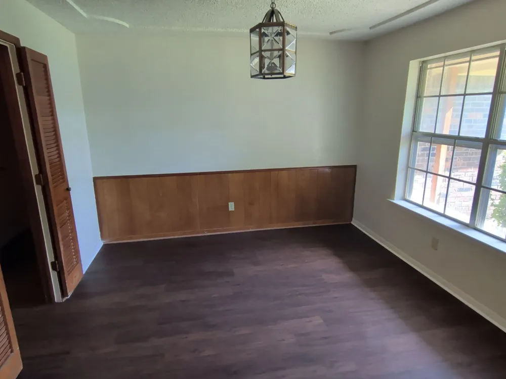 5541 Wood View Street North Richland Hills, TX 76180