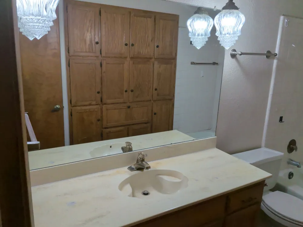 5541 Wood View Street North Richland Hills, TX 76180