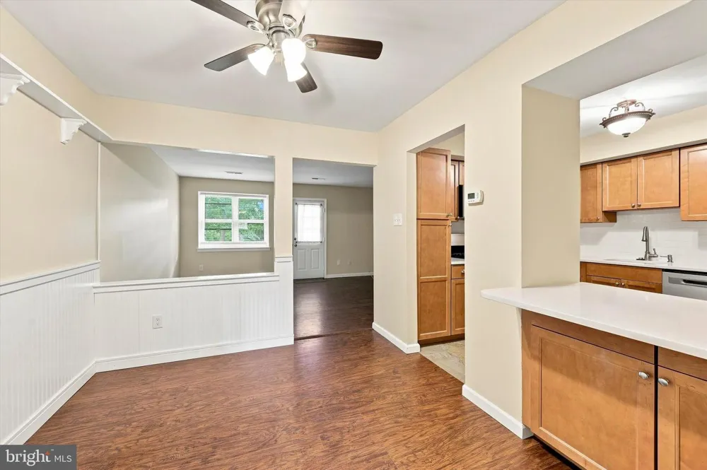 909 CLOVER PLACE Warminster, PA 18974