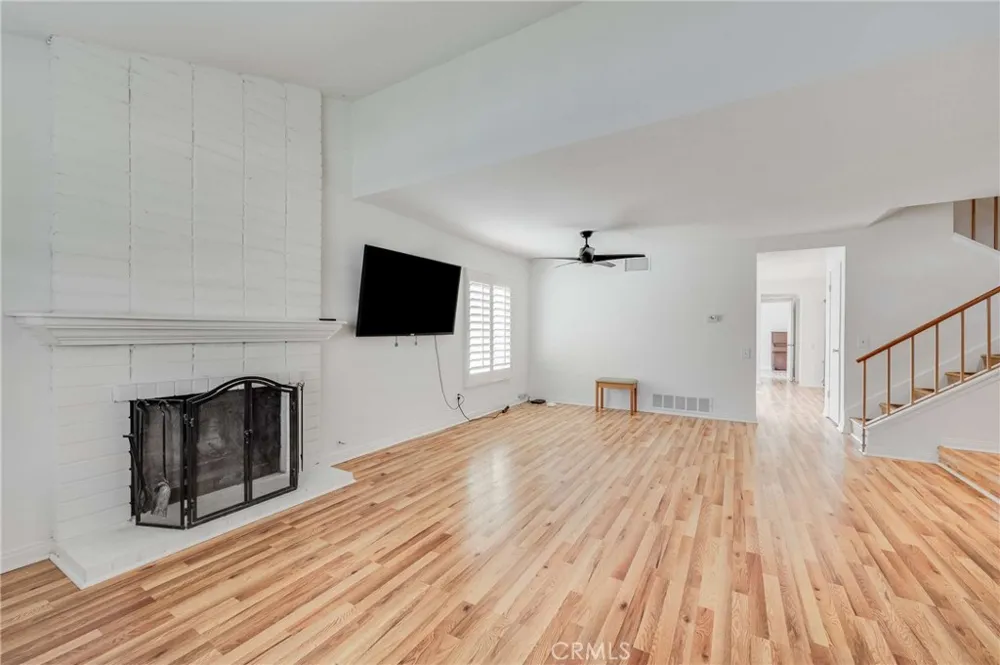 7092 Island Village Drive Long Beach, CA 90803