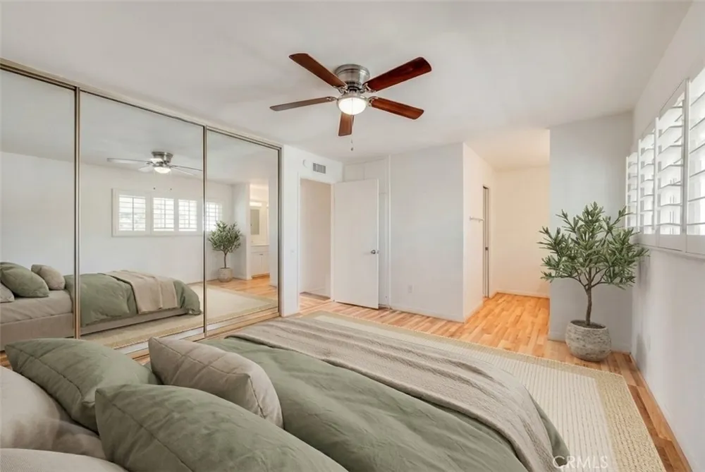 7092 Island Village Drive Long Beach, CA 90803