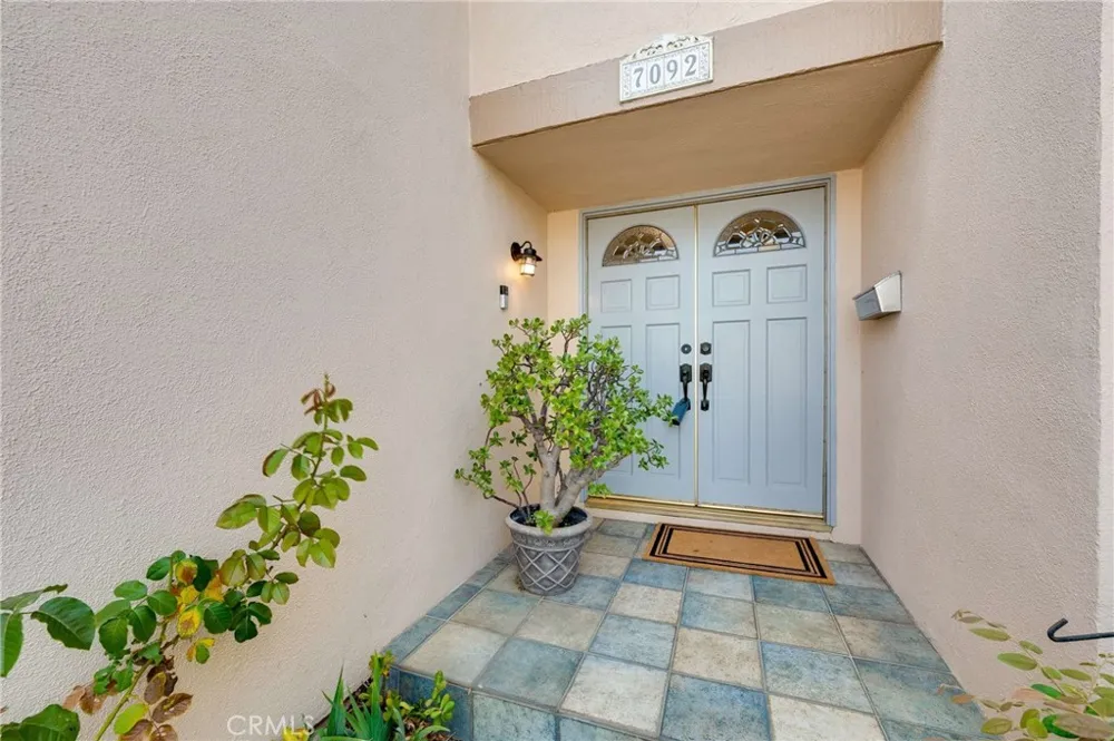 7092 Island Village Drive Long Beach, CA 90803