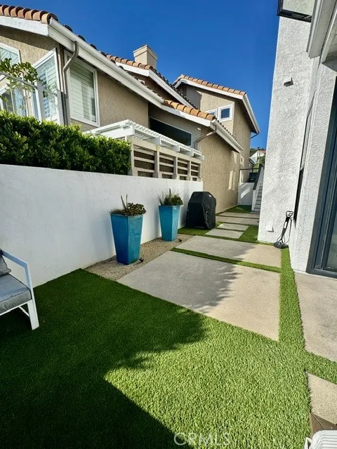 55 Palm Beach Court Dana Point, CA 92629
