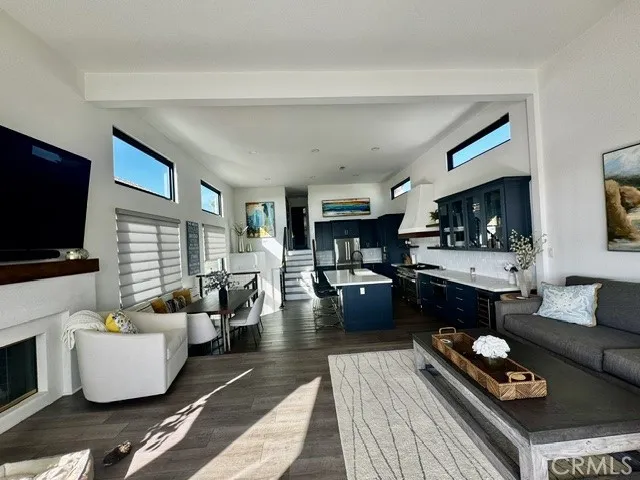 55 Palm Beach Court Dana Point, CA 92629