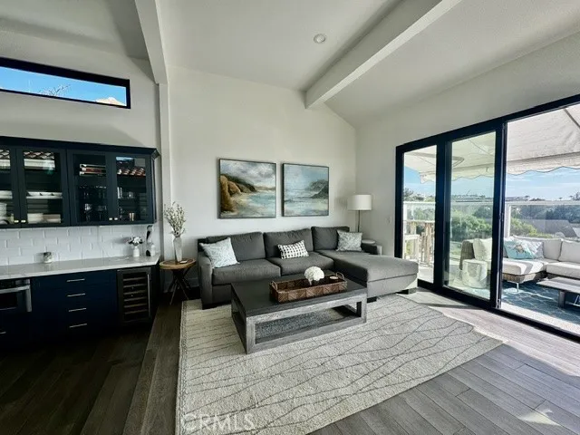55 Palm Beach Court Dana Point, CA 92629