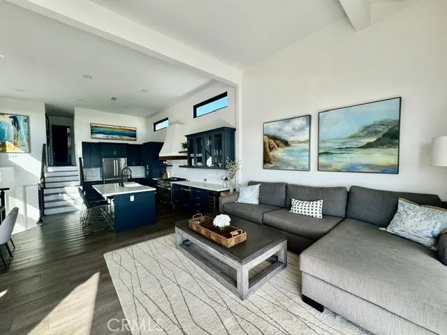 55 Palm Beach Court Dana Point, CA 92629