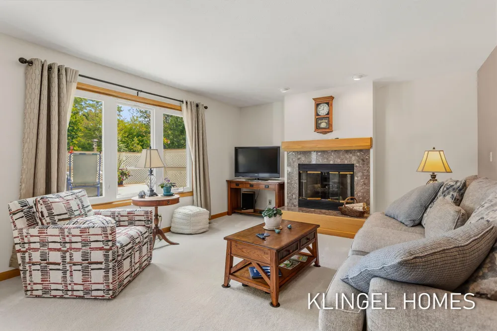 11984 Chickory Drive Grand Haven, MI 49417