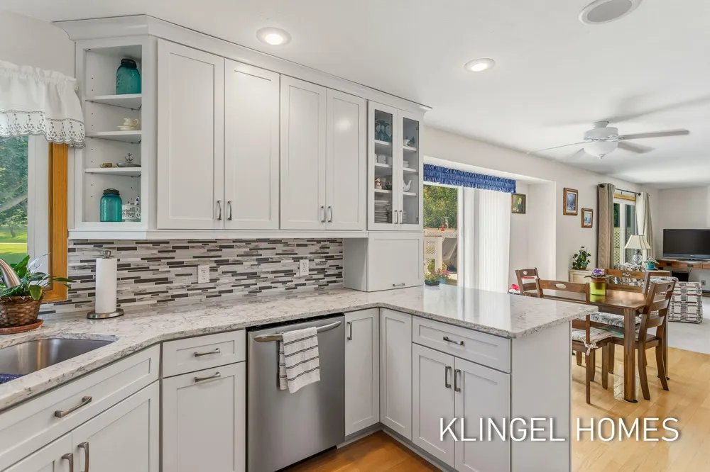 11984 Chickory Drive Grand Haven, MI 49417